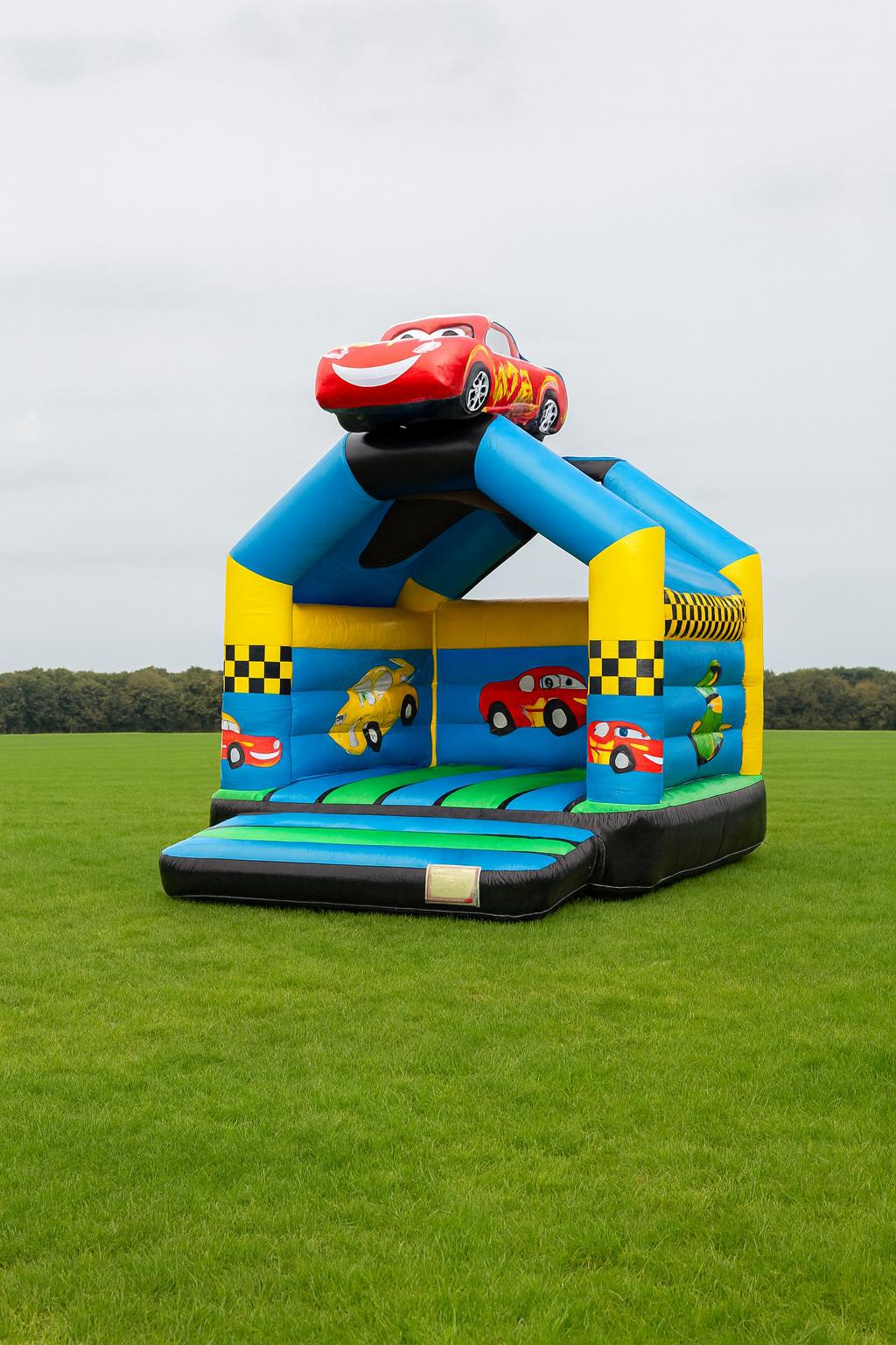 Hüpfburg Cars
